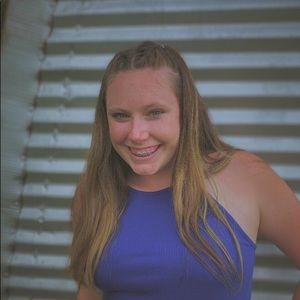 Meet your Posher, Devin